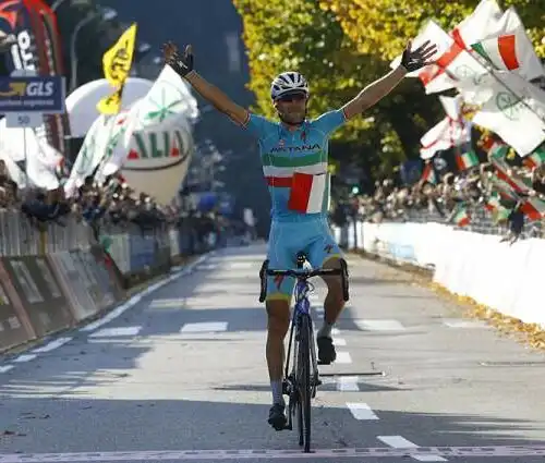 Lombardia: trionfo Nibali