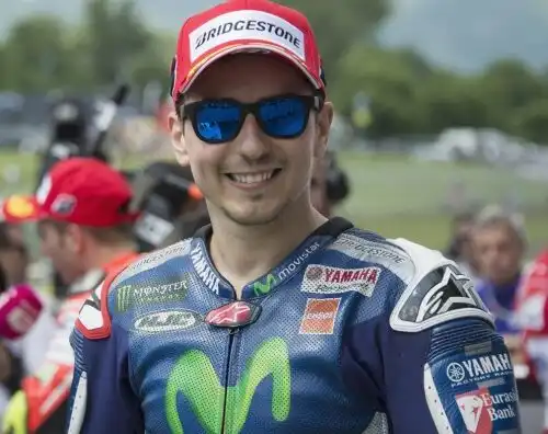 Lorenzo, Rossi nel mirino: “Addio a 38 anni”