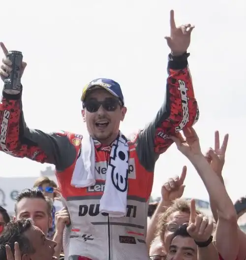 Tardozzi: “Lorenzo è un regalo alla Honda”