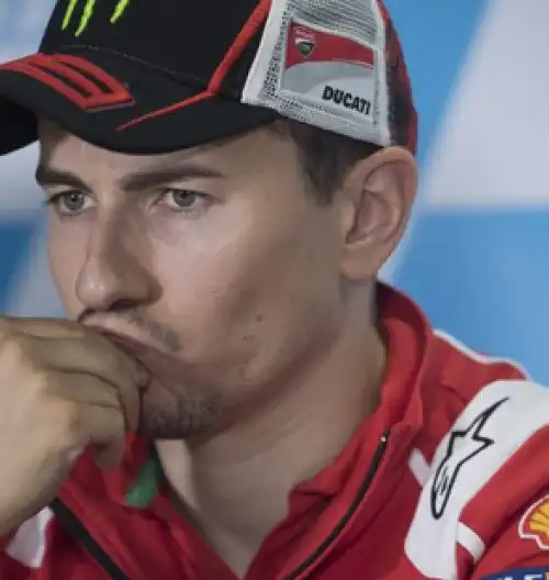 Lorenzo torna a incolpare Marquez