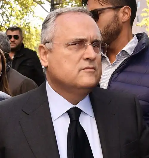 Caso Zarate, continua il duello tra Lotito e Le Iene