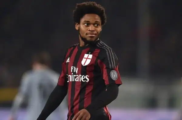 Luiz Adriano a Mosca per le visite mediche