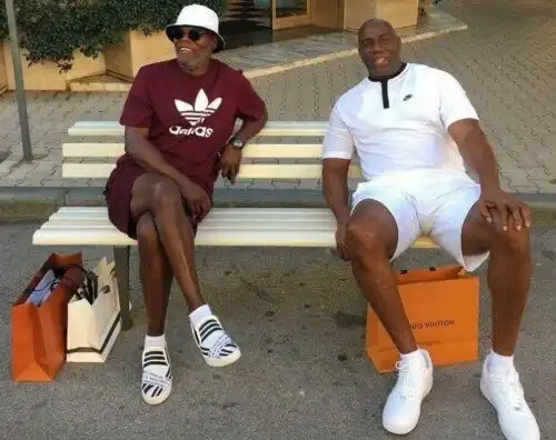 Due stelle del cinema e dello sport scambiate per migranti