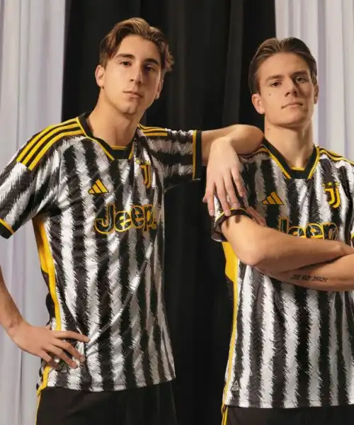 Juventus, presentate le maglie (Home Kit) per la prossima stagione: le foto