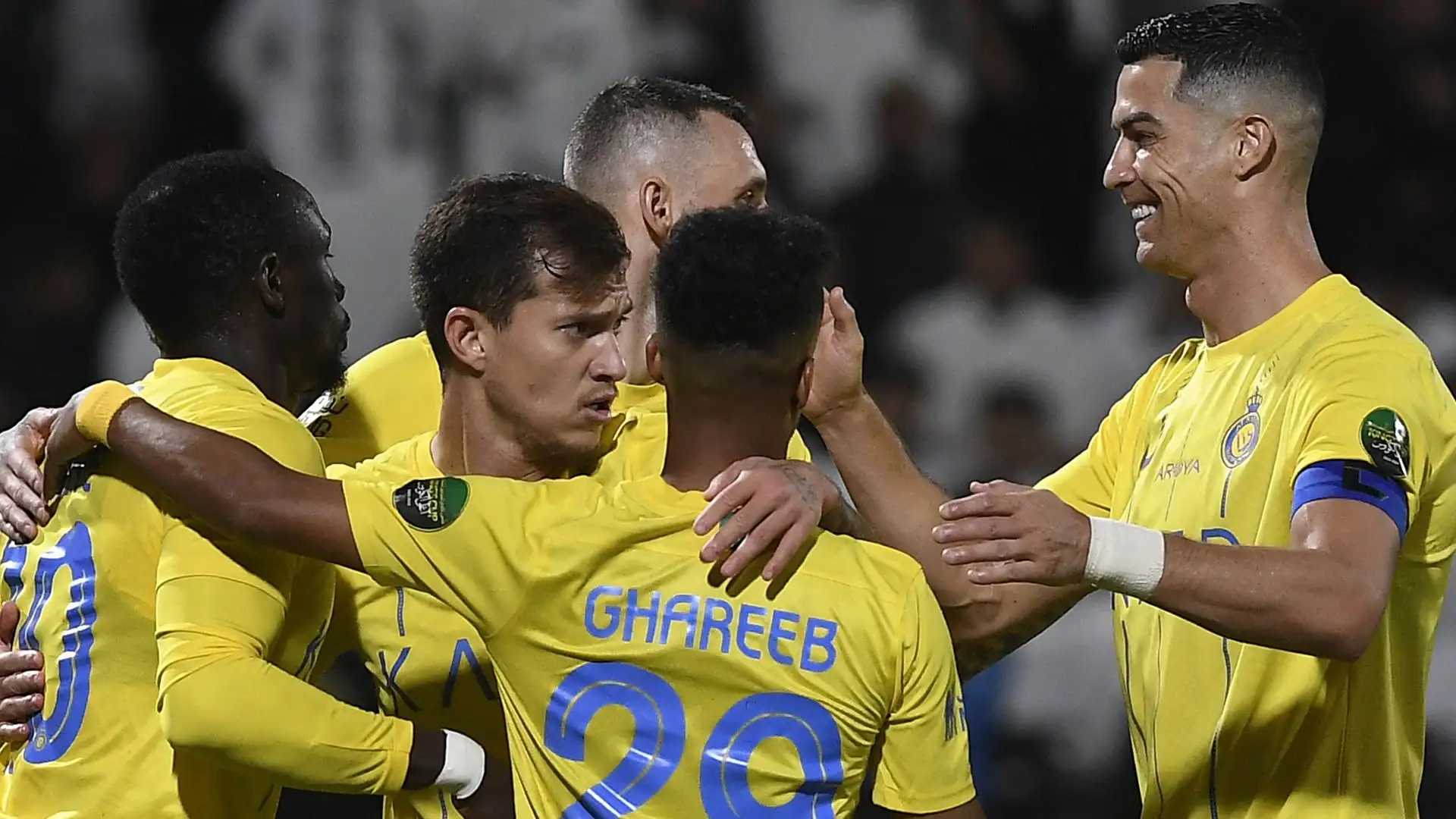 Sono quindi cominciati i festeggiamenti, Mané (un gol e un assist) sugli scudi