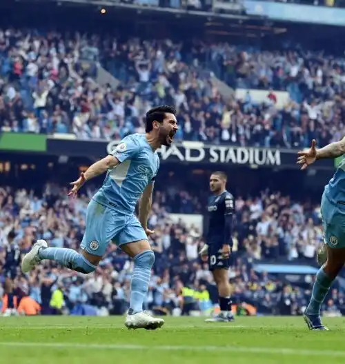 Manchester City campione in una folle domenica