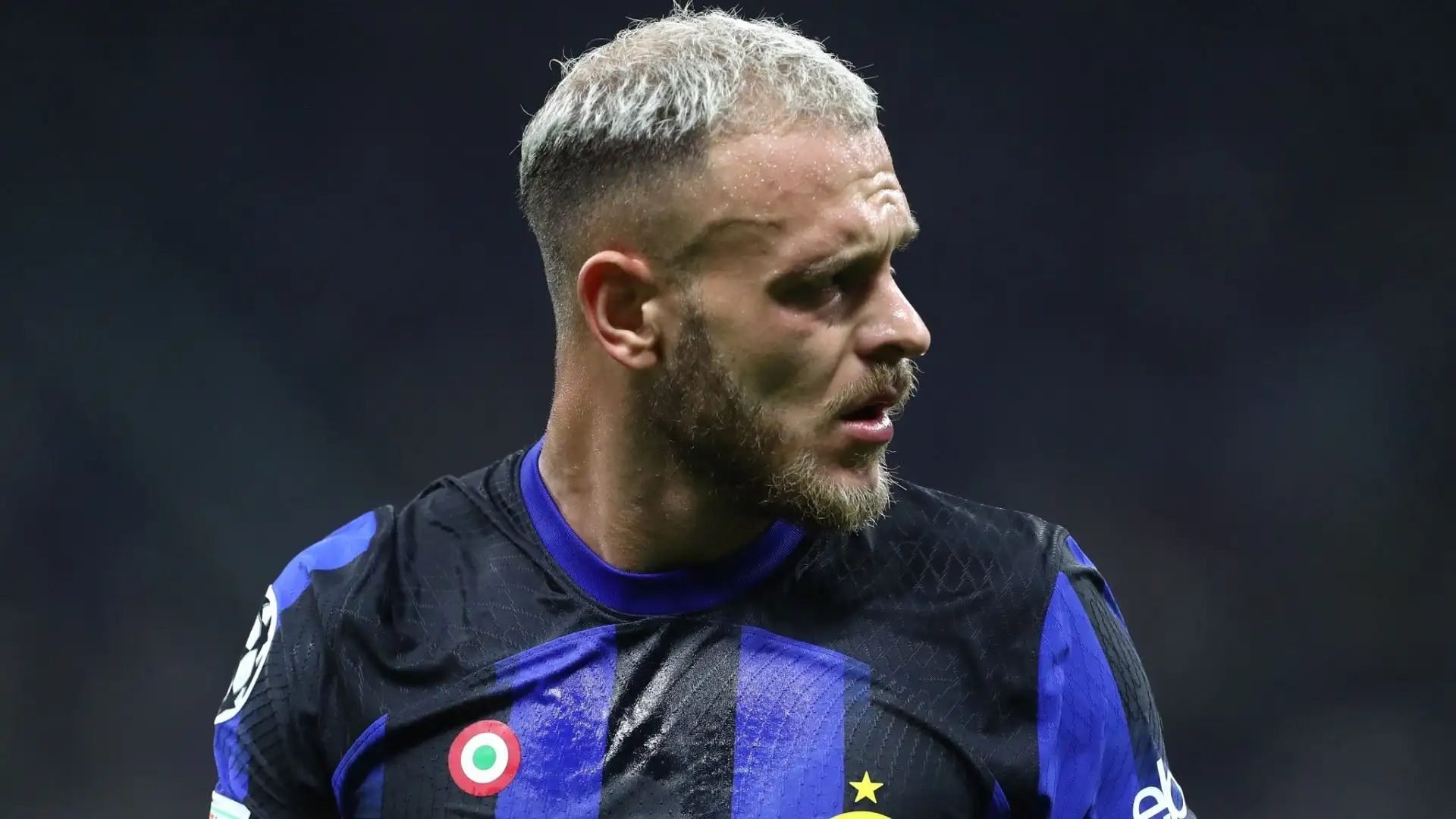 Secondo le fonti inglesi, lo United sarebbe pronto a tutto per acquistare il fortissimo laterale
