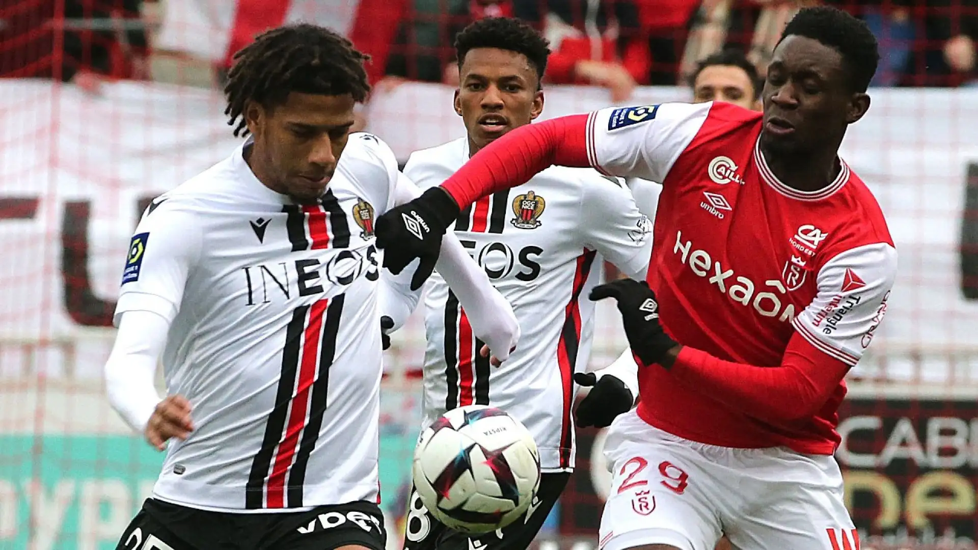 I Red Devils sono in difficoltà e cercano rinforzi
