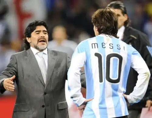 Maradona: “Non rompete le p… a Messi”