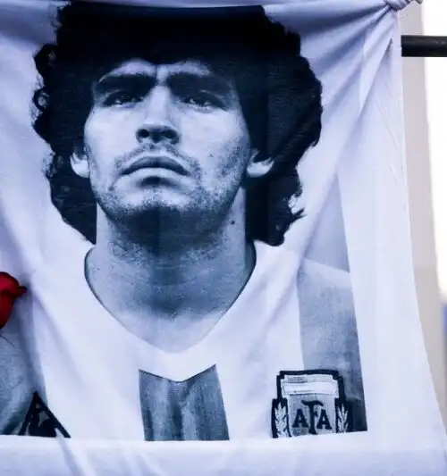 Il Napoli non dimentica Diego Armando Maradona