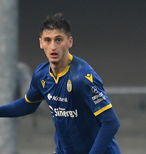 Verona: Marash Kumbulla alla Roma per 25 milioni