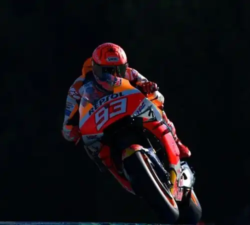 Marc Marquez in ospedale per accertamenti