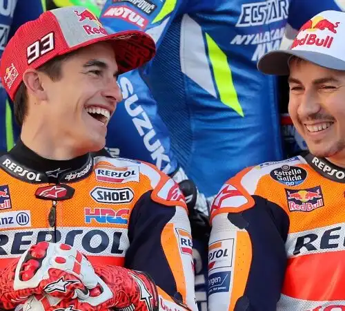 MotoGp: Jorge Lorenzo festeggia con Marc Marquez