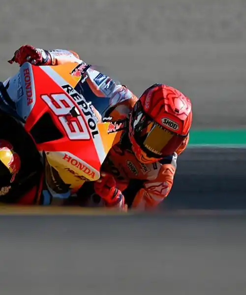 Marc Marquez sotto accusa, il fratello Alex lo difende