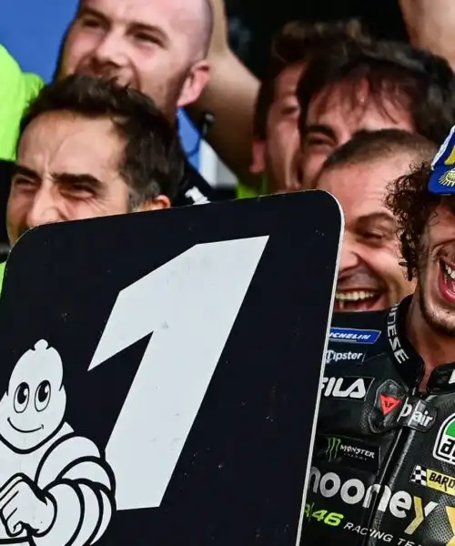 MotoGp, Marco Bezzecchi è ancora incredulo. E ringrazia Valentino Rossi