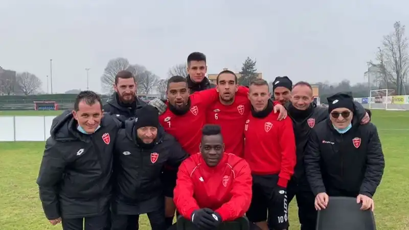 Mario Balotelli è restato a Monza