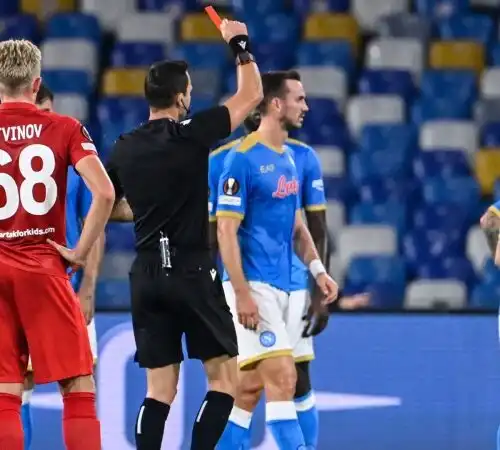 Europa League, non basta Flash Elmas: il Napoli crolla in 10