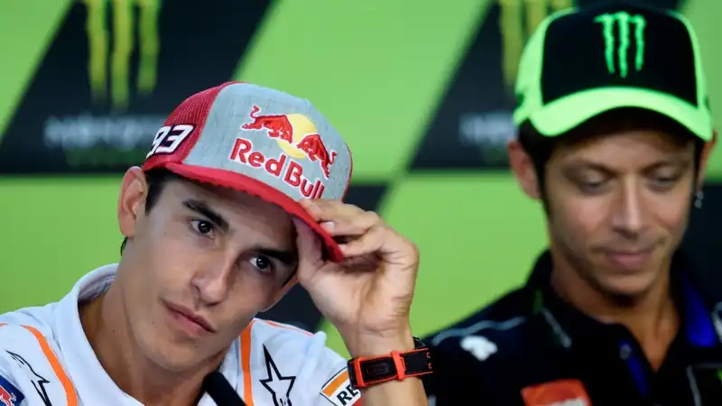 Valentino Rossi manda un avvertimento a Marc Marquez