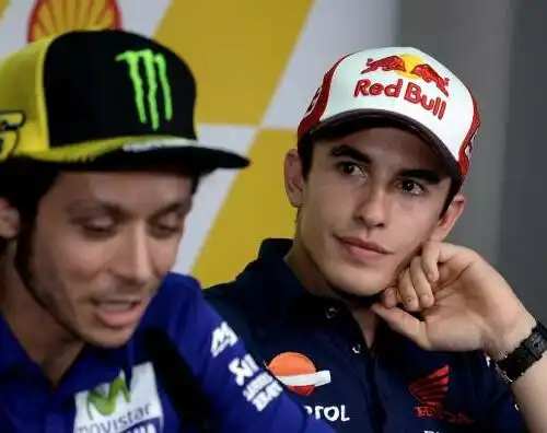 Marquez: “Stretta di mano per il motociclismo”