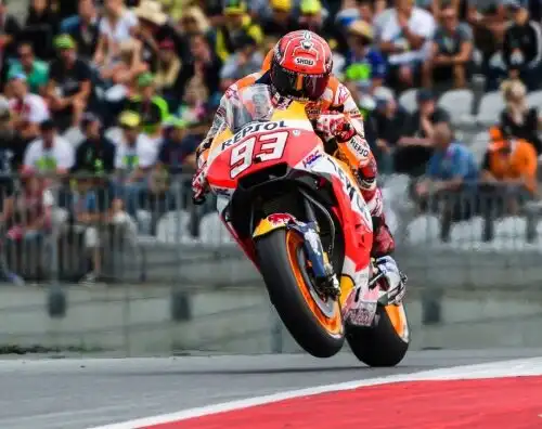 Phillip Island: super Marquez, Dovizioso indietro