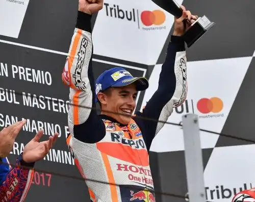 Marquez si prepara alla volata