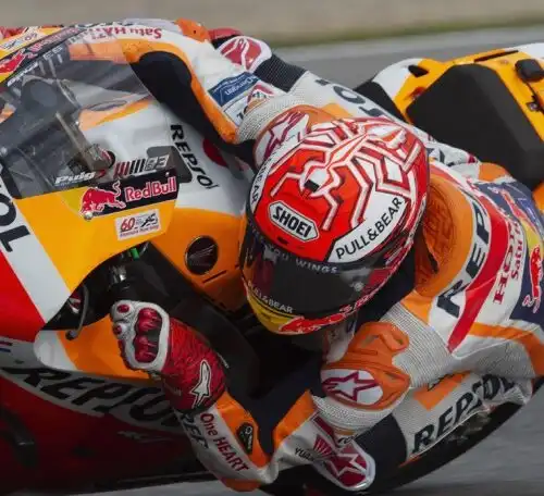 Marquez senza rivali, Dovizioso secondo. Valentino Rossi è sesto