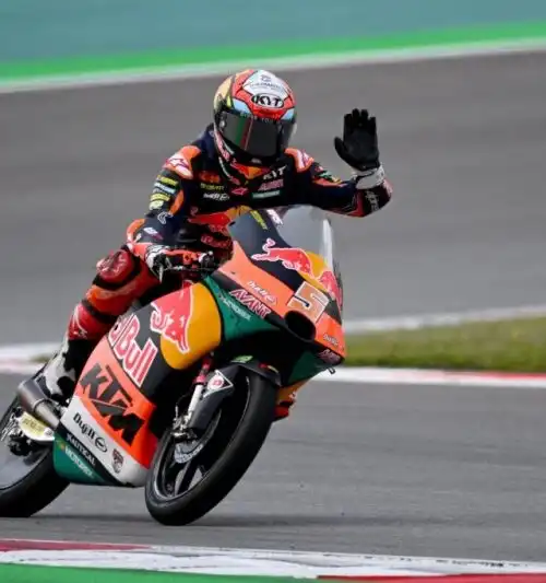 Masia vince in Moto3, Foggia giù dal podio