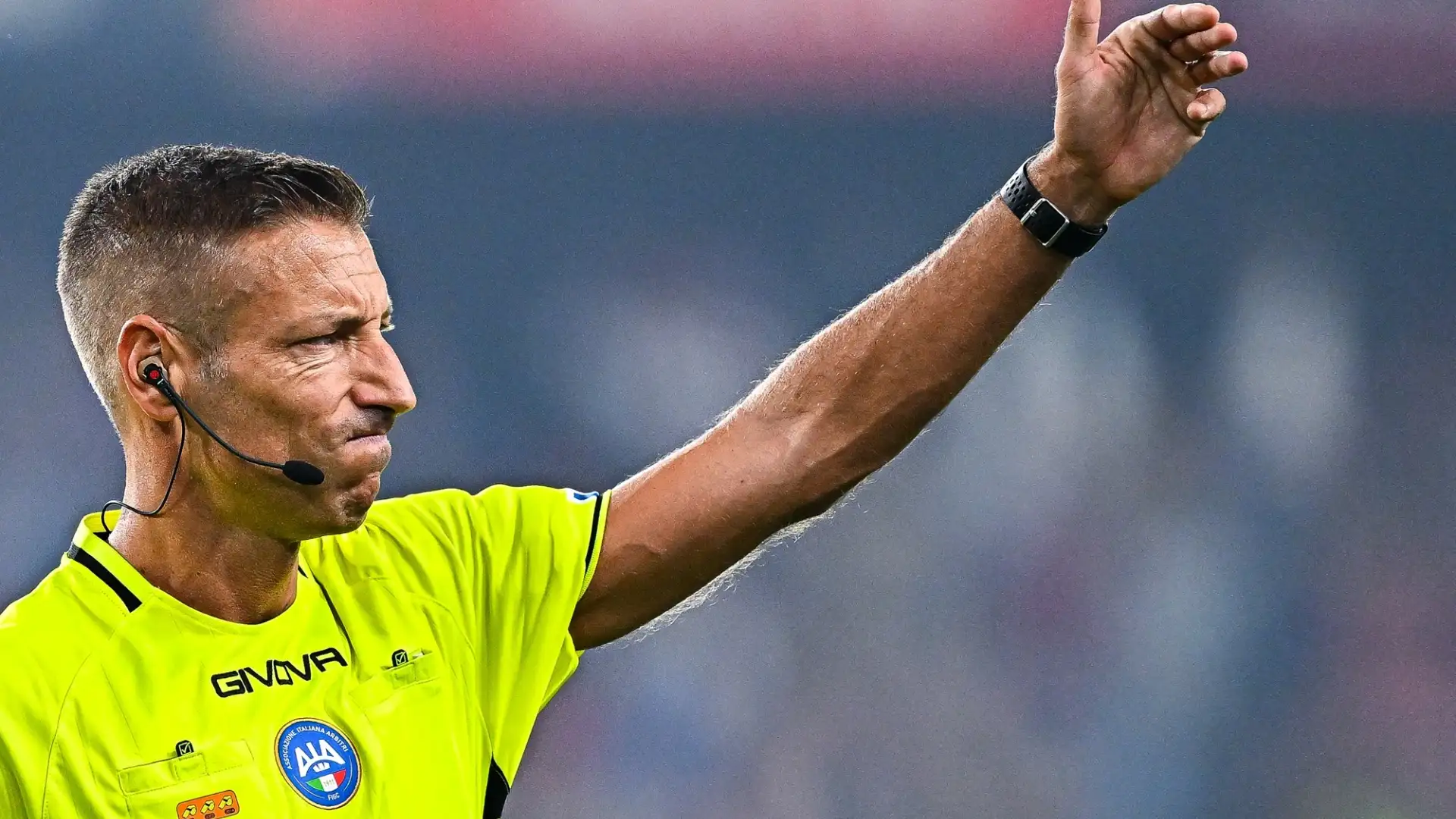 "Non vorrei più sentir dire che se sbaglia una volta un arbitro o un VAR dobbiamo fermarlo, è un concetto che va superato", sono le parole che provocano l'ira dei tifosi bianconeri sui social