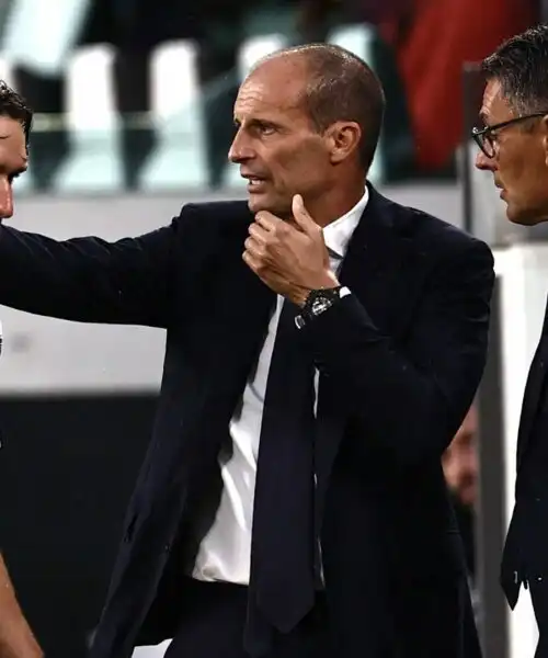 Massimiliano Allegri tace, ma a Torino (e non solo) le polemiche non mancano: le foto