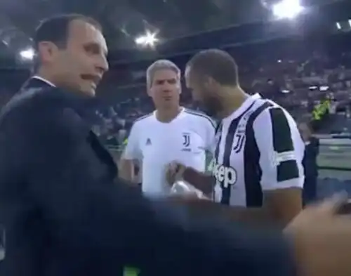 Allegri se la prende con De Sciglio. E pure i social