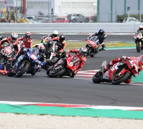 Mattia Pasini, momenti di paura a Misano: le foto