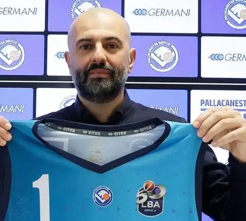 Maurizio Buscaglia approda a Brescia sorridendo