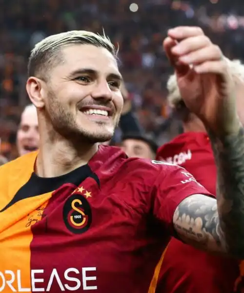 Mauro Icardi scatenato: idolo in Turchia. Foto