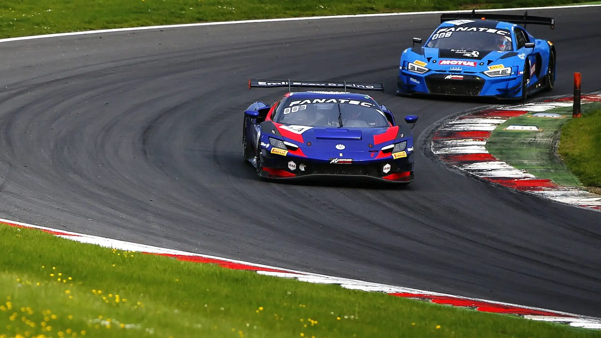 La vettura in questa stagione è stata utilizzata anche nel Fanatec GT World Challenge Europe