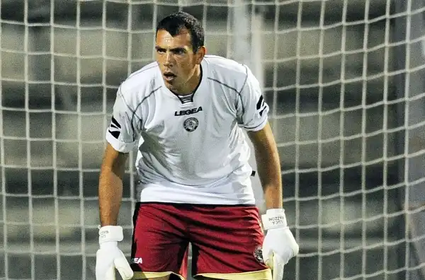 Sospeso Luca Mazzoni del Livorno