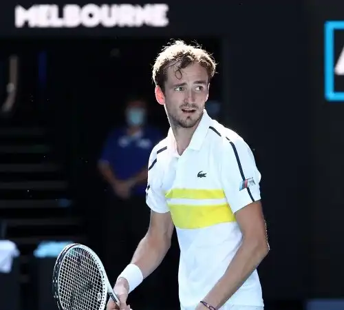 Australian Open: il derby russo sorride a Medvedev