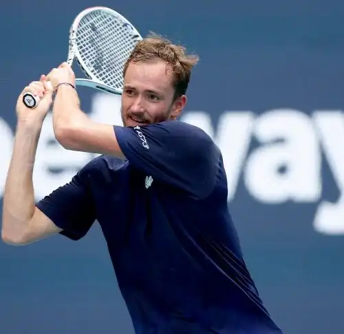 Daniil Medvedev escluso da Wimbledon, svelato il vero motivo. Rabbia Atp