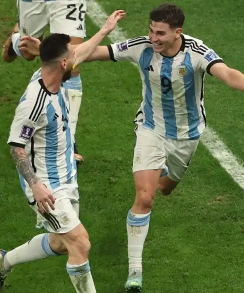 Qatar 2022, Argentina prima finalista: Messi e Alvarez affondano la Croazia
