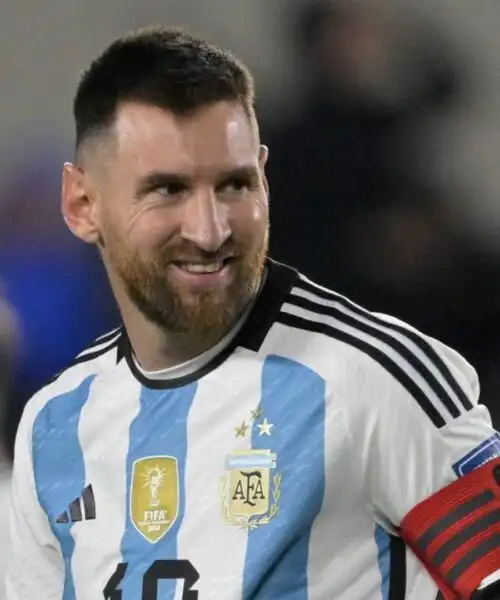 Messi incontenibile, arriva un’altra magia: le foto