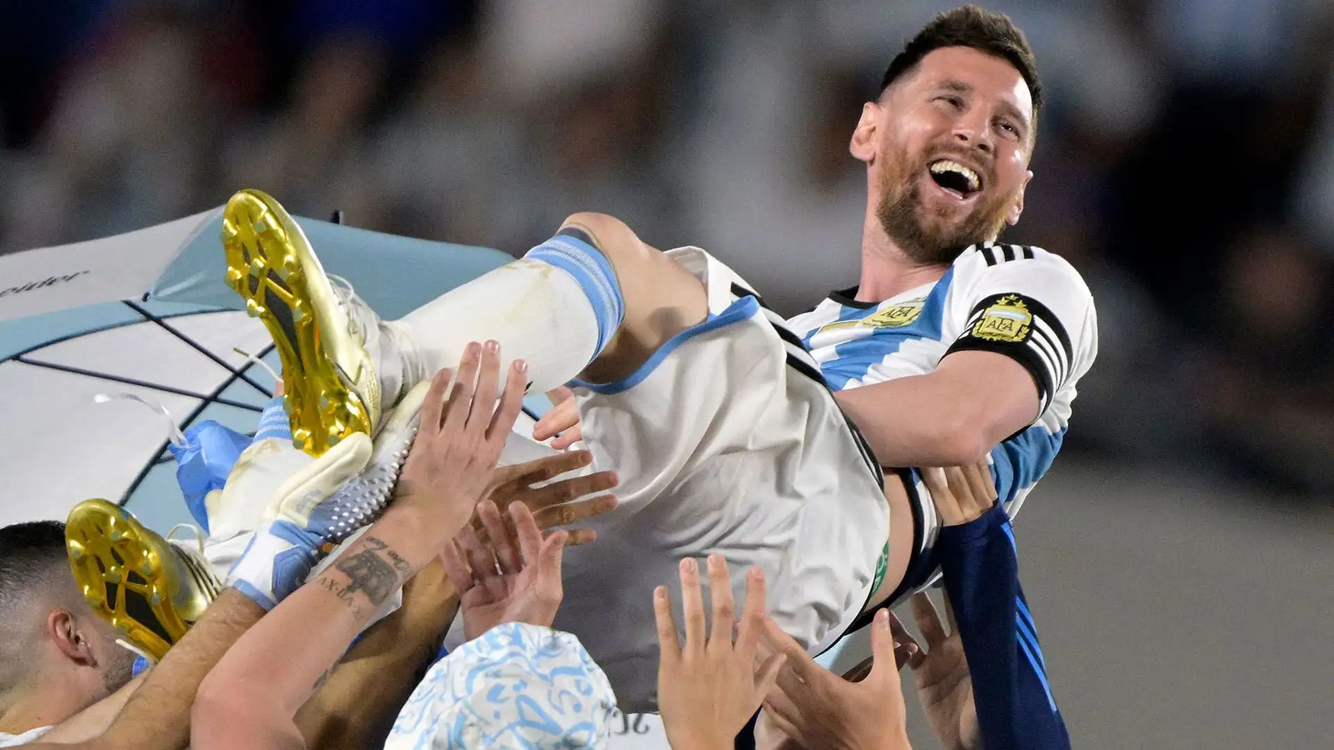 Ora gioca nell'Inter Miami, club di proprietà del suo amico David Beckham
