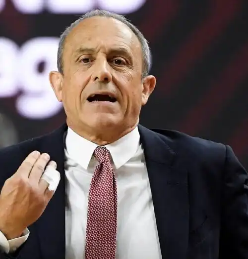 Ettore Messina chiede affetto continuo