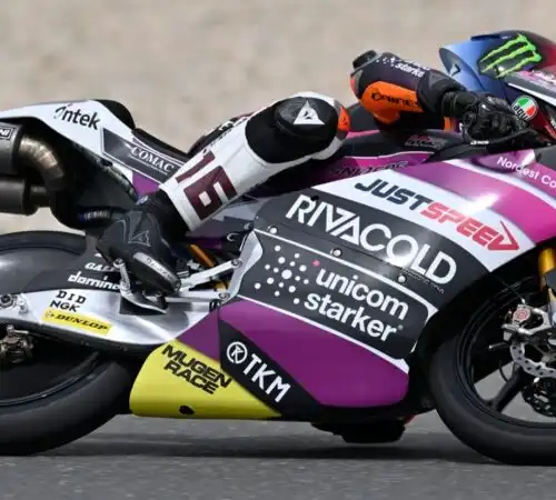 Moto3, un Andrea Migno da pelle d’oca vince in Qatar
