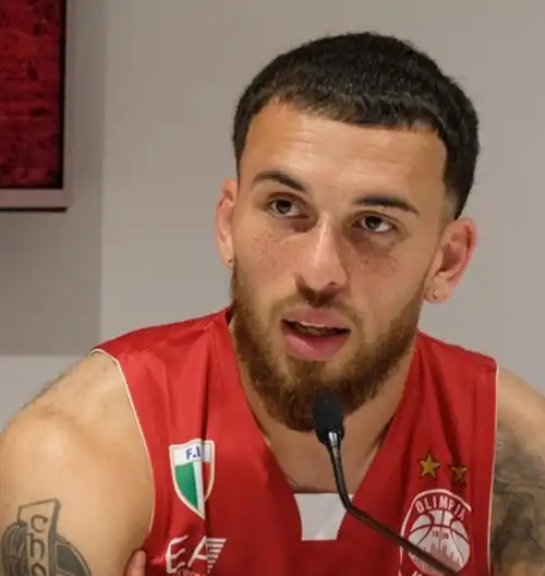 L’Olimpia Milano cede, Mike James fa faville