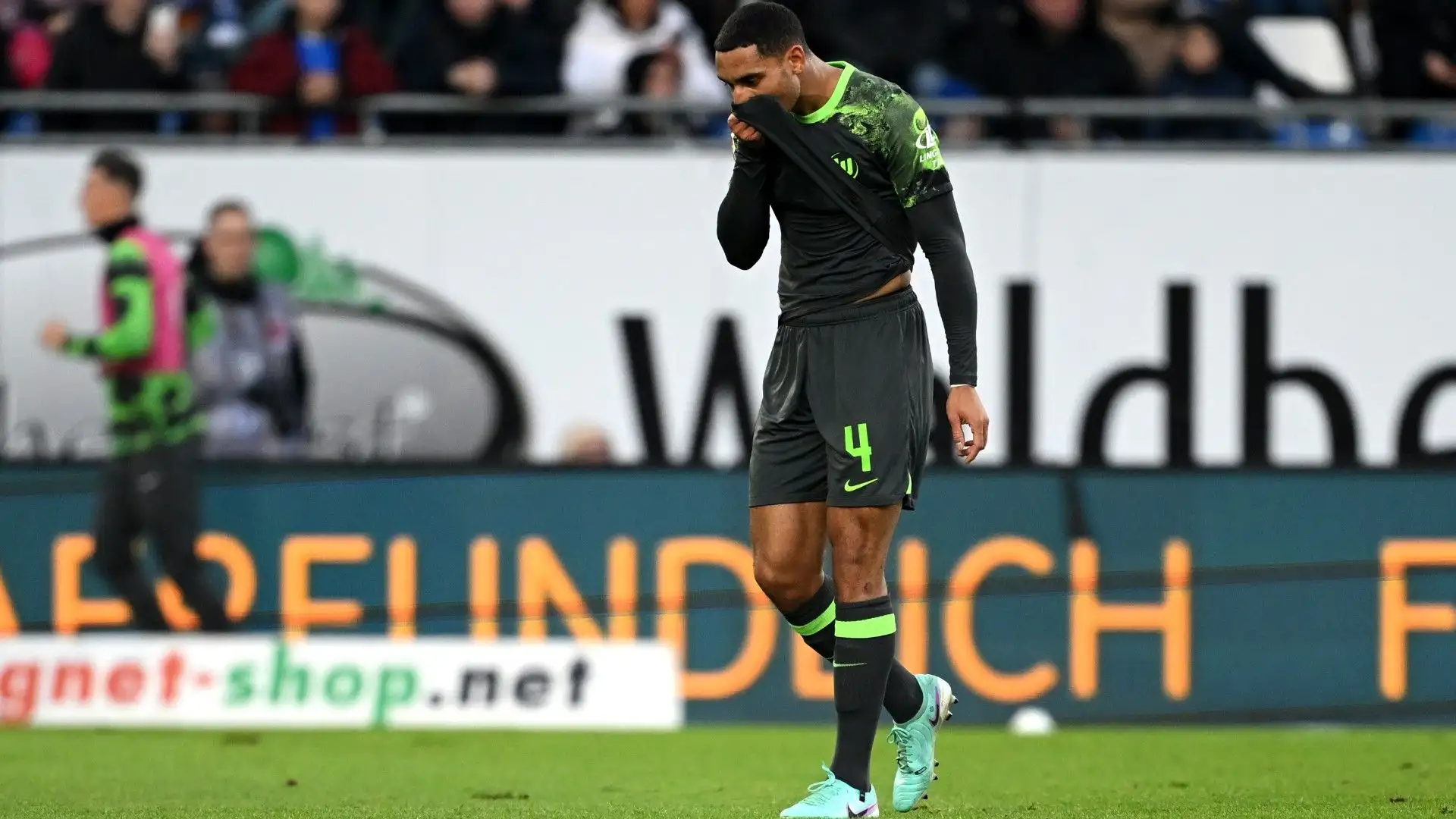Lacroix gioca nel Wolfsburg dal 2020
