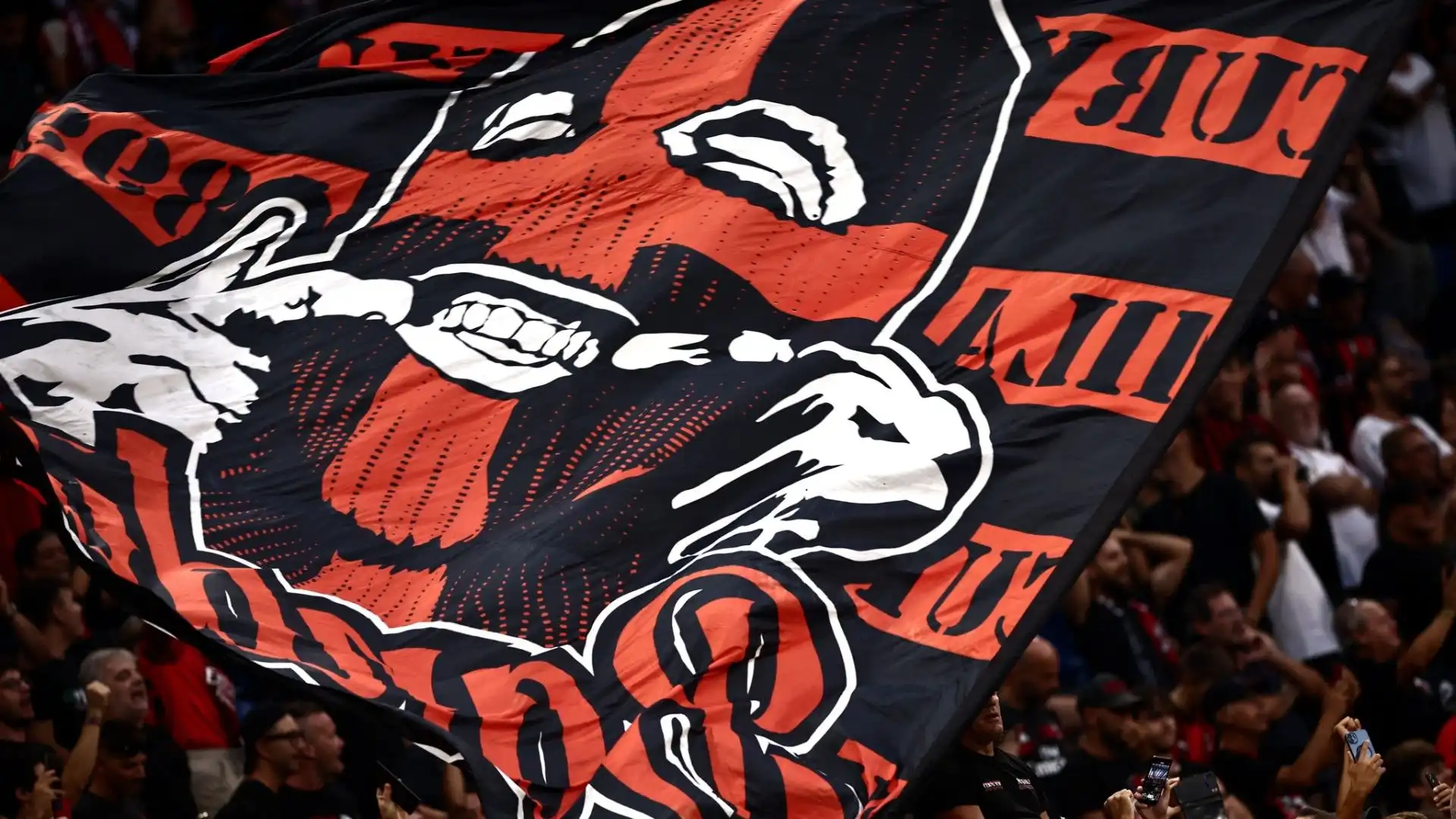 Milan esagerato: le foto dello show rossonero
