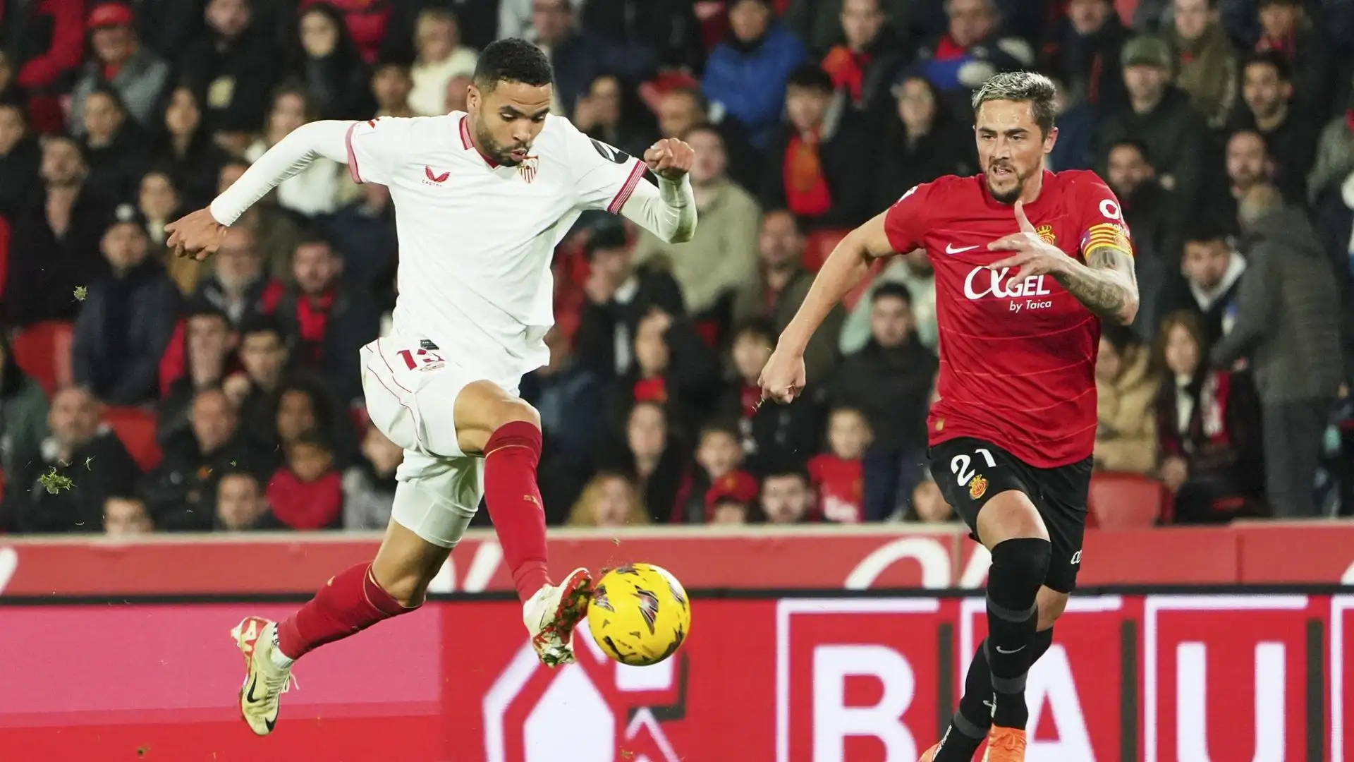 L'attaccante del Siviglia era stato vicino ai rossoneri in estate, e potrebbe tornare ad essere un obiettivo per il mercato di gennaio