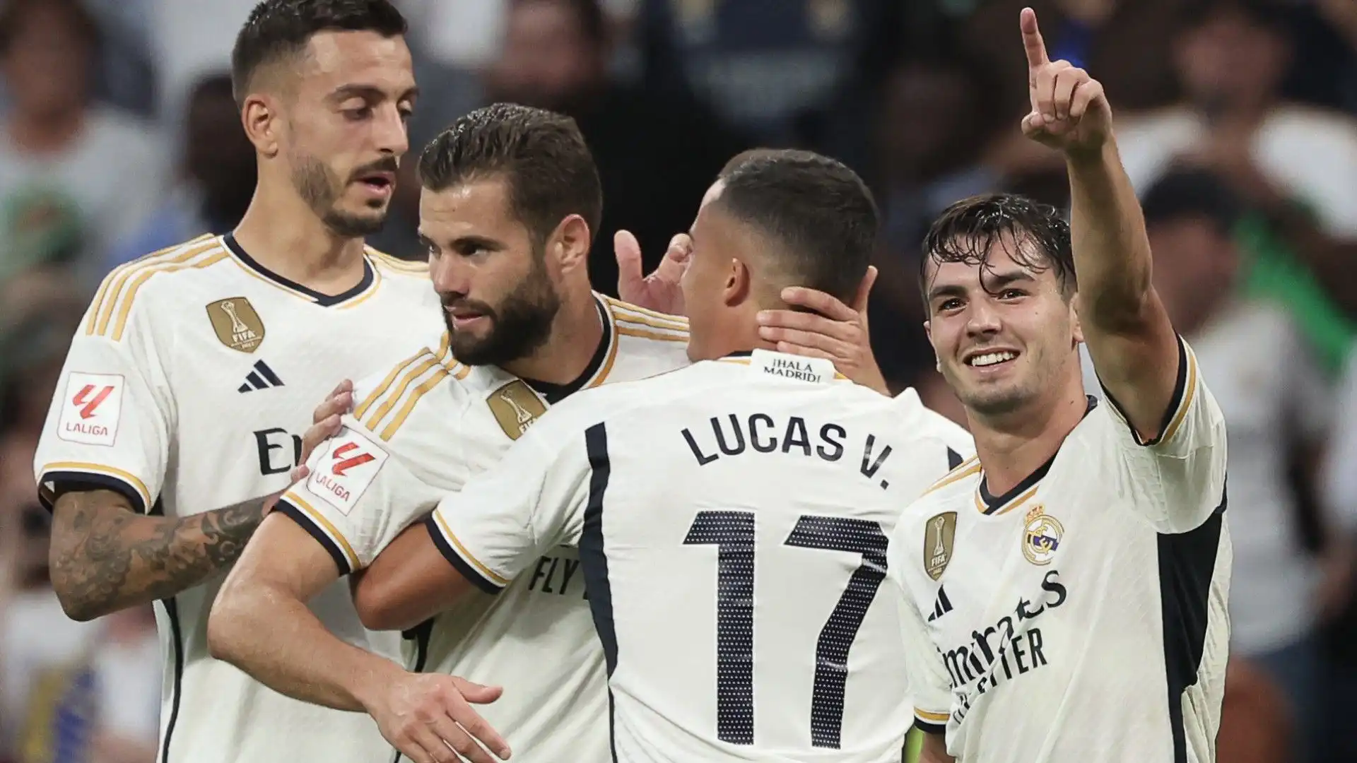Milan in crisi: i rossoneri si fiondano sul mercato. Foto
