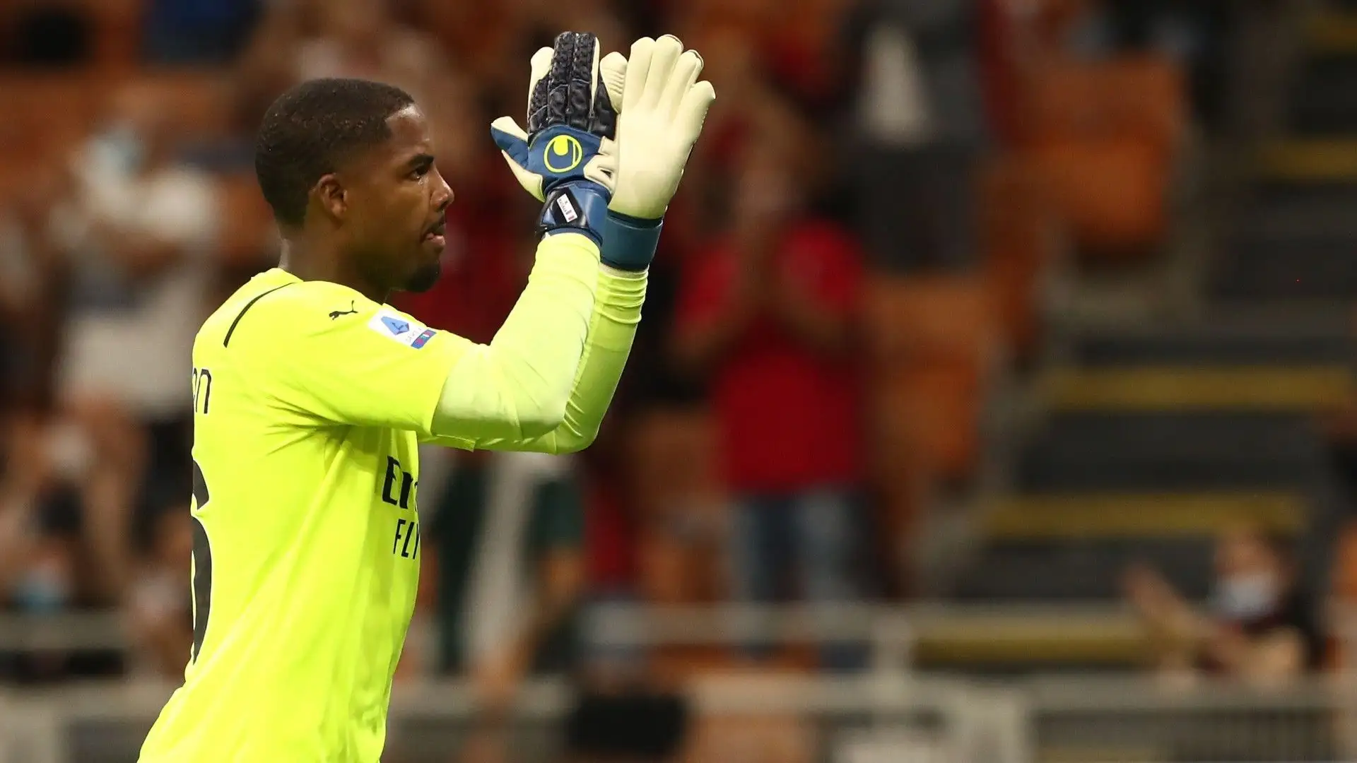I tedeschi vorrebbero sfruttare la delusione Champions League per convincere Maignan a trasferirsi
