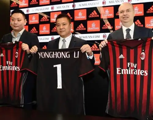 Inizia l’era di Li Yonghong: “Forza Milan!”