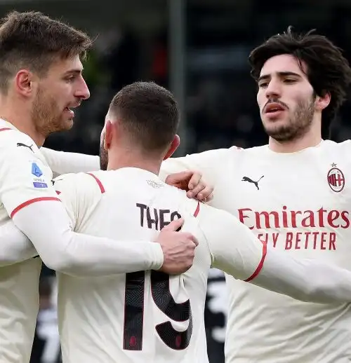 Milan travolgente a Venezia: Ibrahimovic e Theo Hernandez dilagano